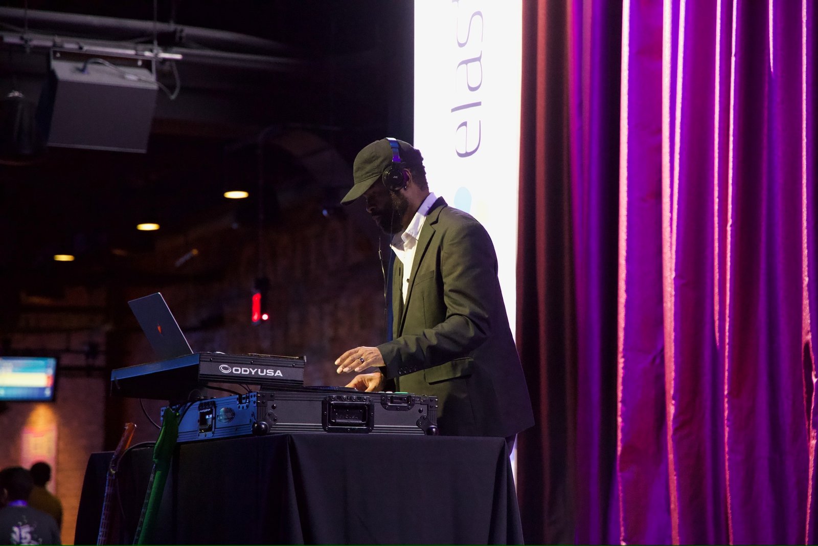 DJ Shawny B On Deck in Las Vegas